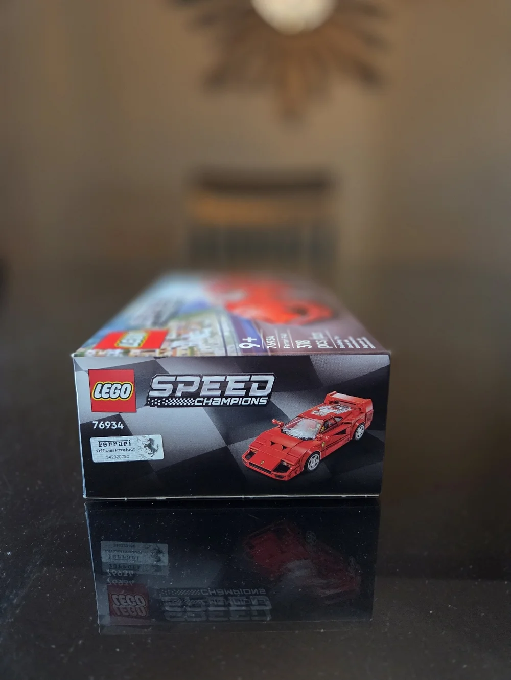 LEGO Speed Champions Ferrari F40 - Red - Picture 3 of 6